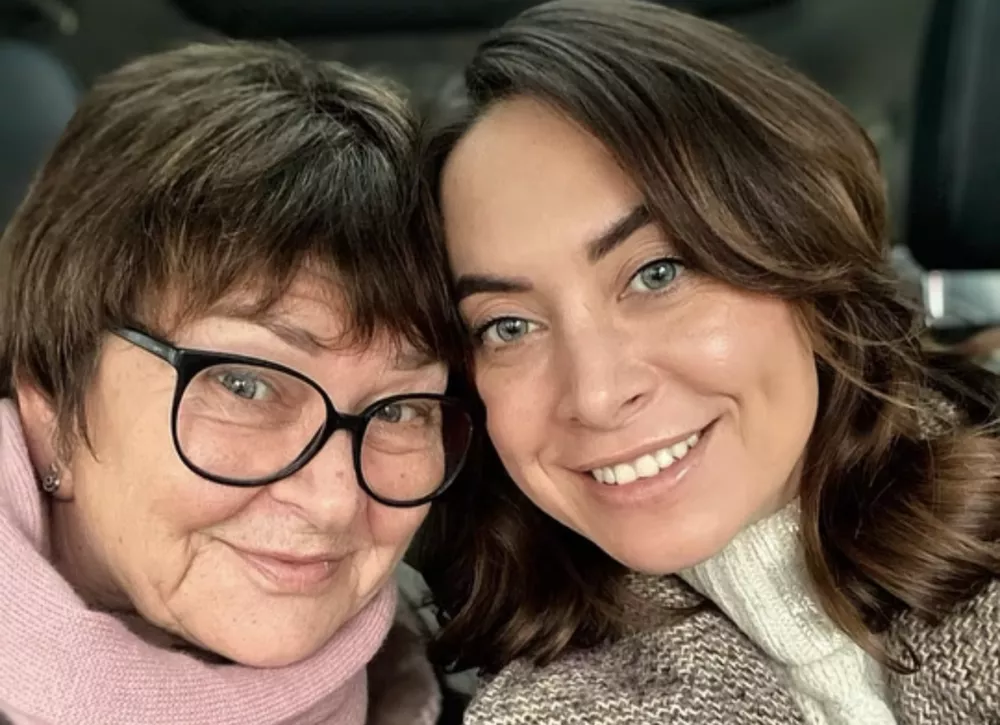 Мама Жанны Фриске перенесла операцию