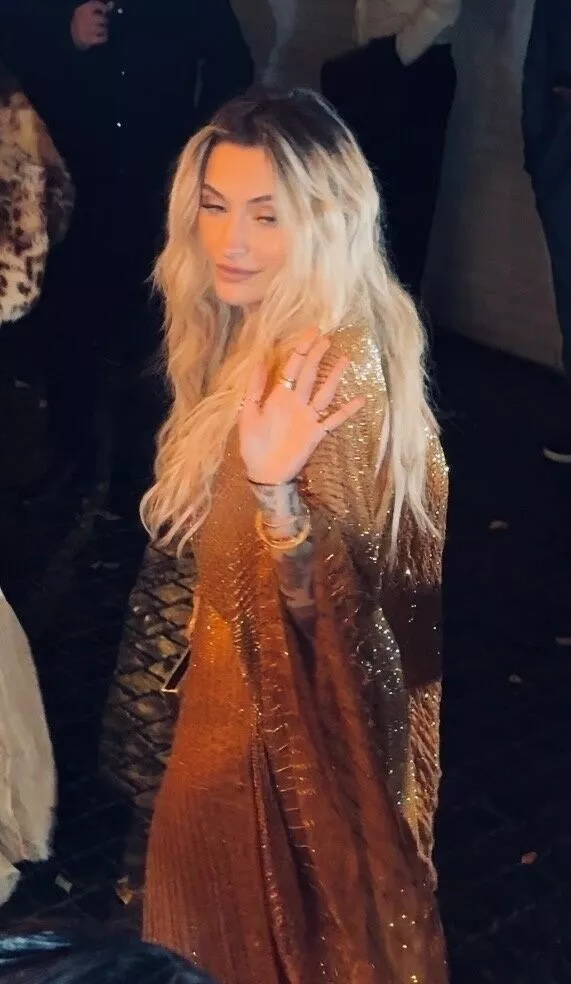 Пэрис Джексон