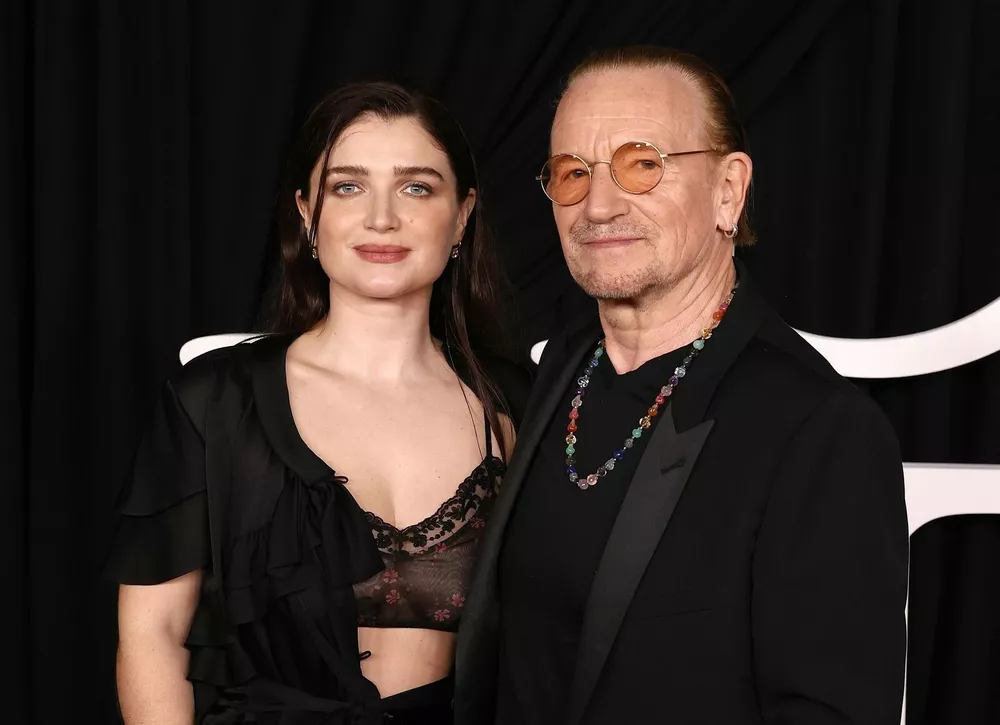 Редкий выход: Боно появился на кинопремьере с 34-летней дочерью