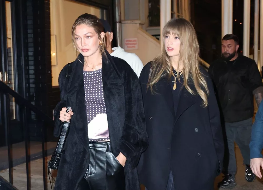 Тейлор Свифт и Джиджи Хадид отправились на вечеринку в нарядах в духе Сплетницы