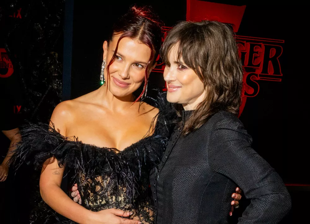 Вайнона Райдер, Милли Бобби Браун и другие: премьера пятого сезона "Очень странных дел"