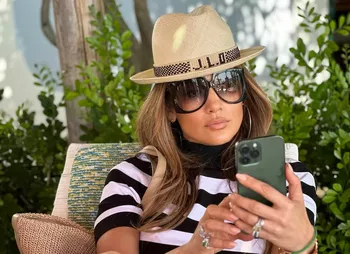 Дженнифер Лопес