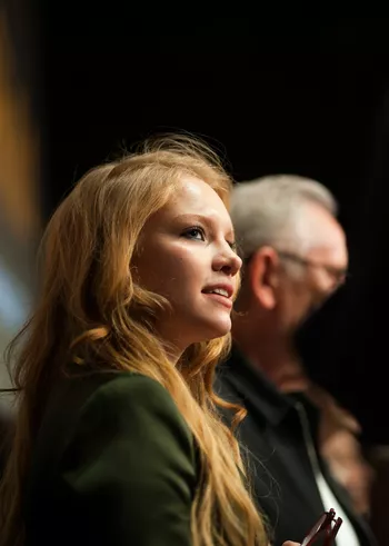 Лиза Ищенко