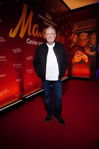 Юрий Стоянов