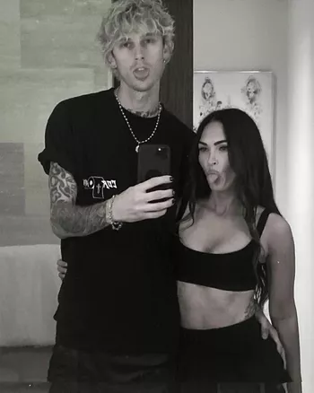 Меган и Machine Gun Kelly