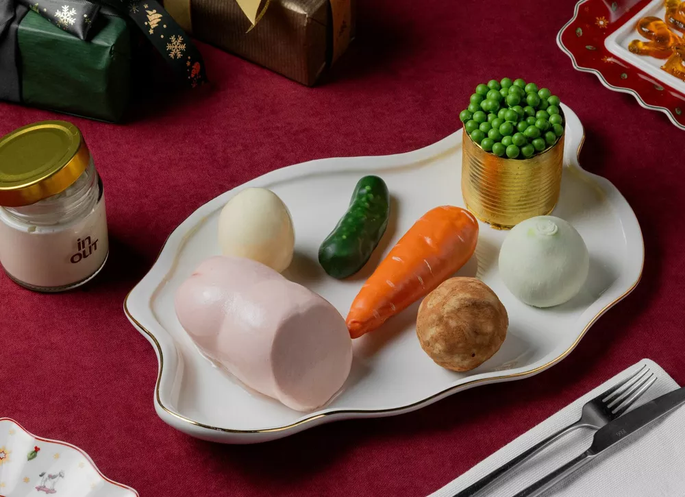 3 самых новогодних десерта: набор для оливье, кристалл для медитаций и мишка с бриллиантами