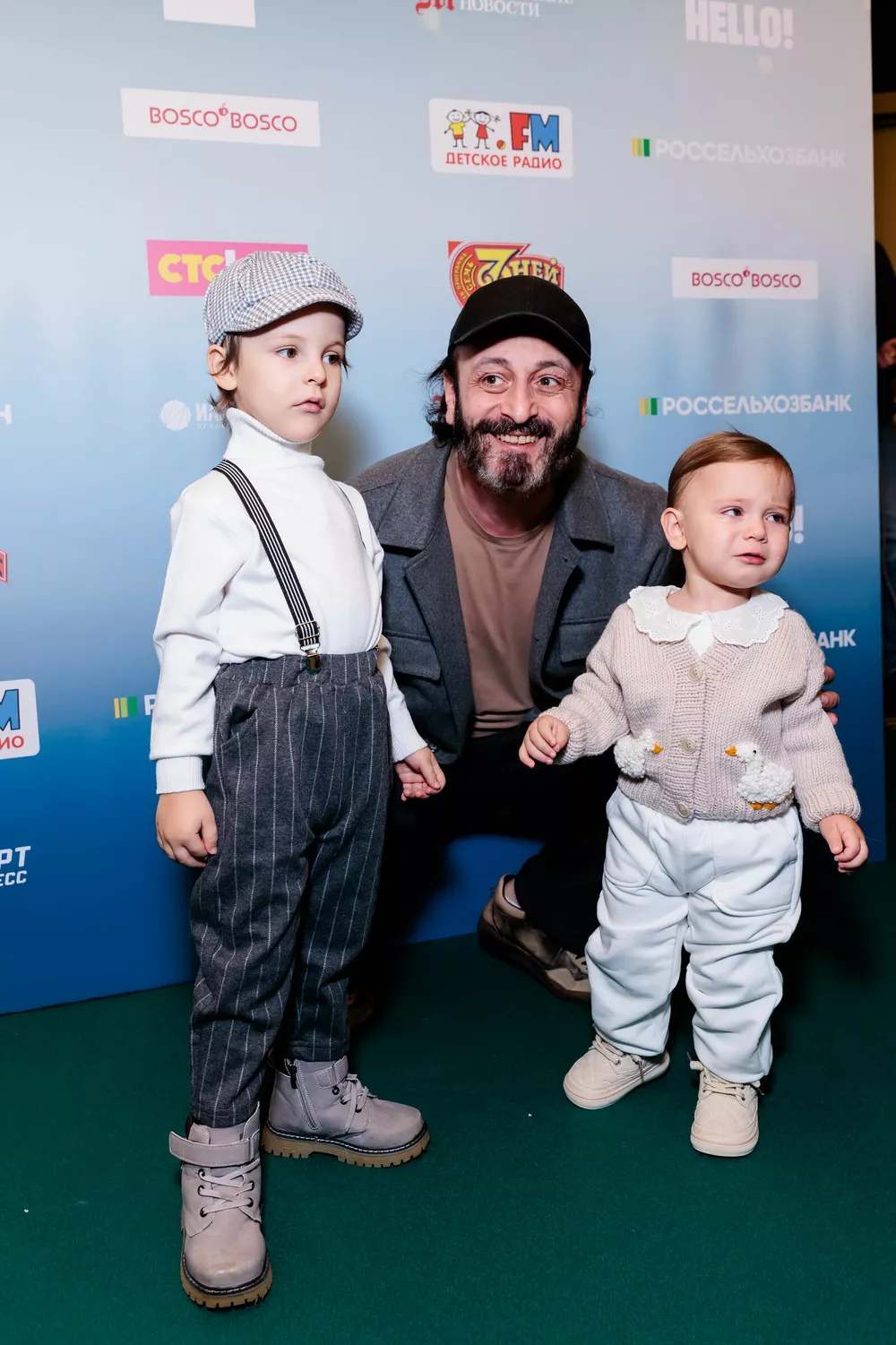Илья Авербух с детьми