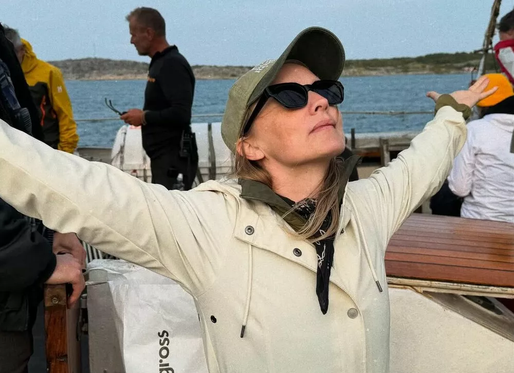 Аманда Сейфрид о высказалась о балансе между карьерой и материнством