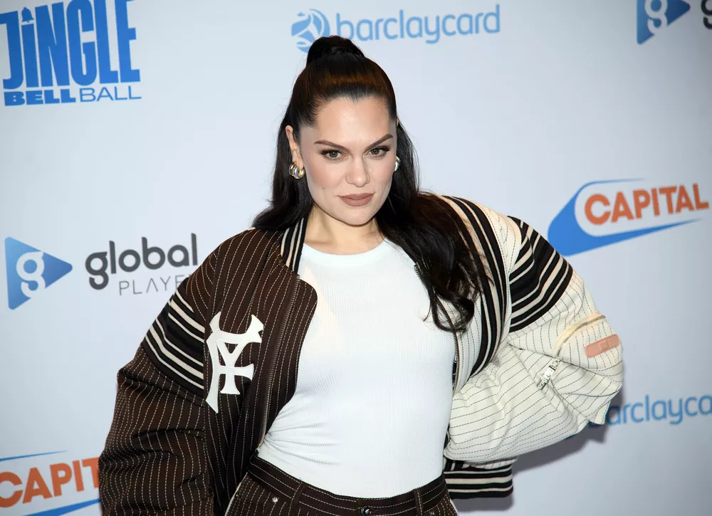 Джесси Джей публично поддержала Кайли Миноуг после перенесенного ею рака