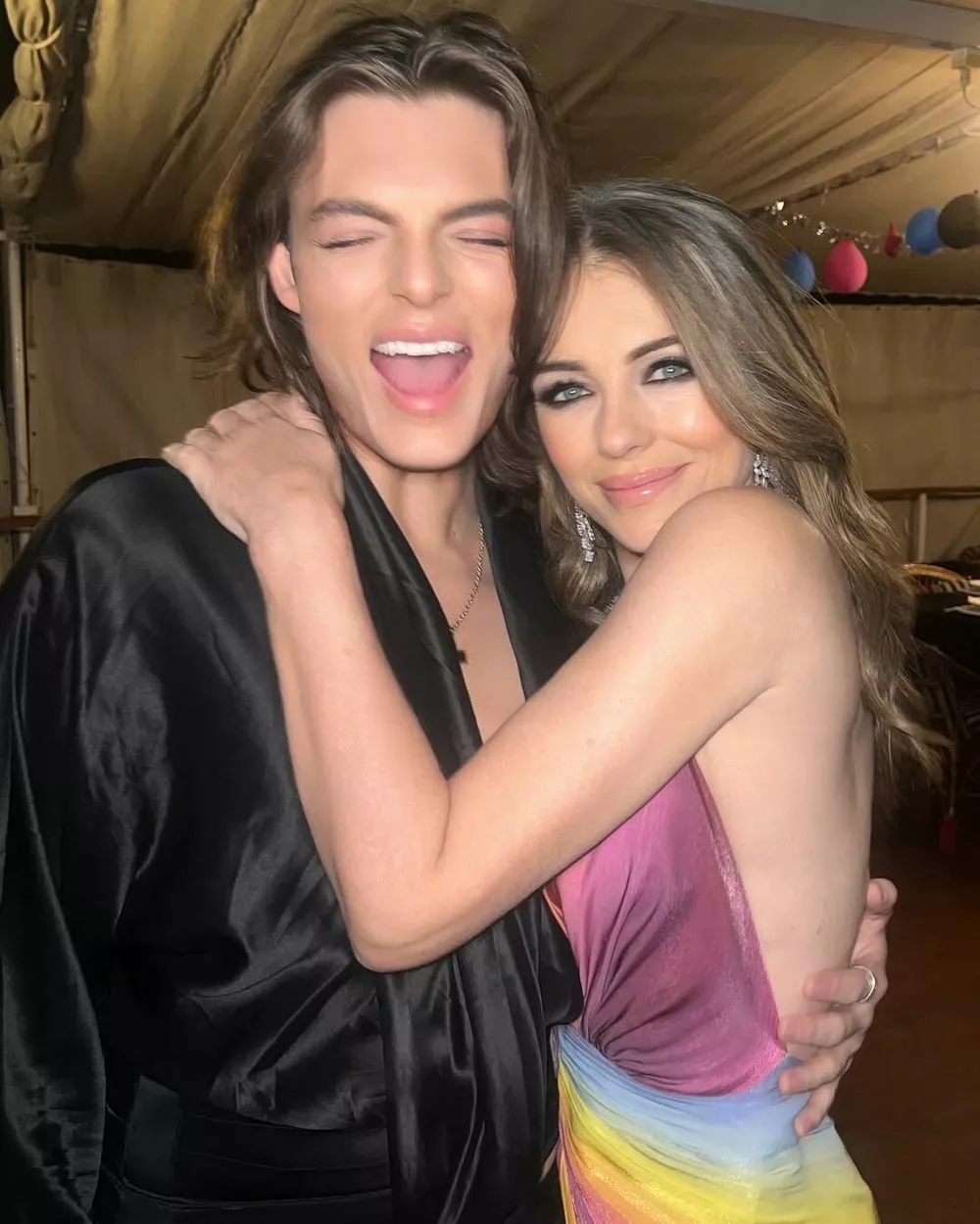 Элизабет с сыном Дэмианом