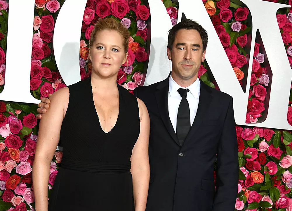 Эми Шумер с мужем продали семейный таунхаус в преддверии развода