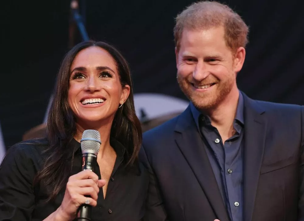 Фонд принца Гарри и Меган Маркл массово увольняет сотрудников 