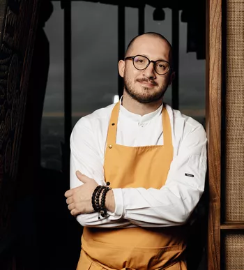 Шеф-повар Александр Райлян