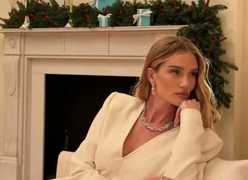 Рози Хантингтон-Уайтли