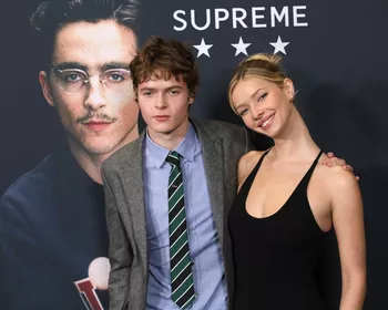 Мозес и Эппл