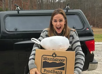 Дженнифер Гарнер