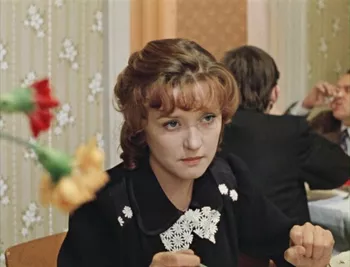 Вера Алентова