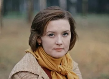 Вера Алентова