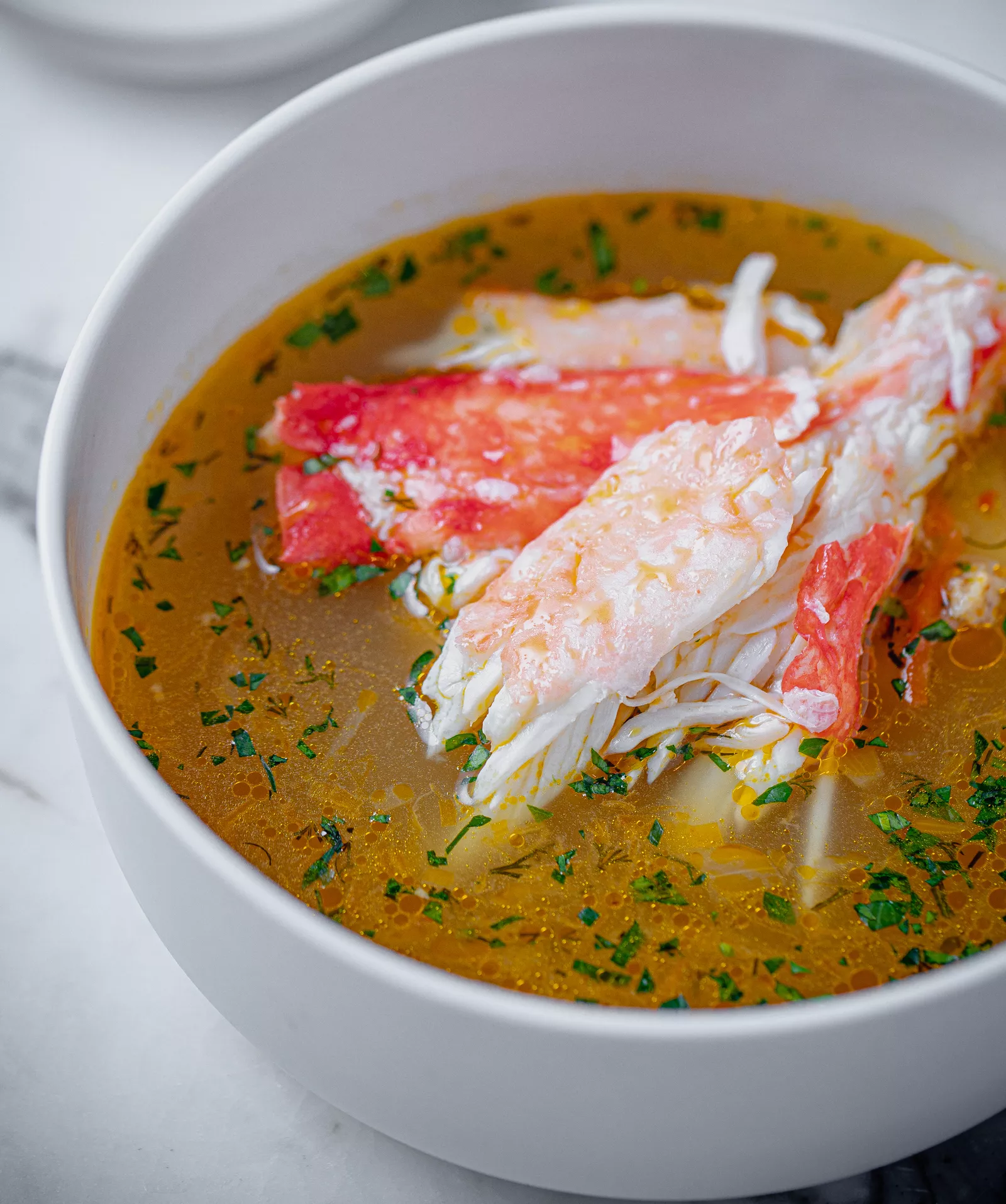 Рассольник с камчатским крабом и пастернаком