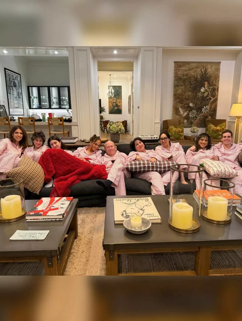 Дженнифер Лопес с семьей