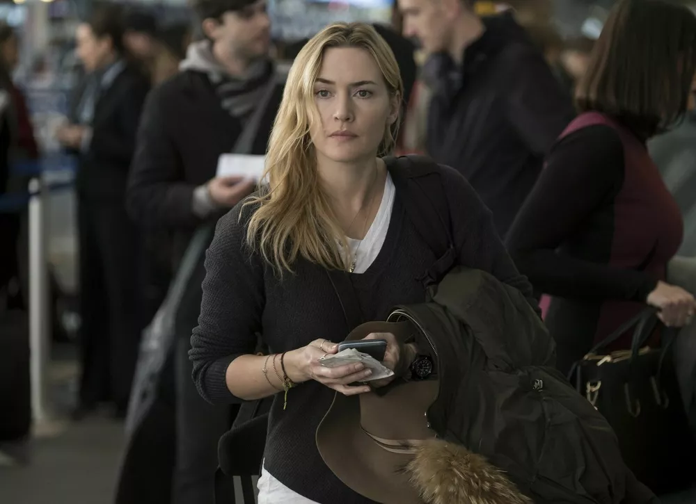 Кейт Уинслет критически высказалась об эпидемии пластической хирургии 