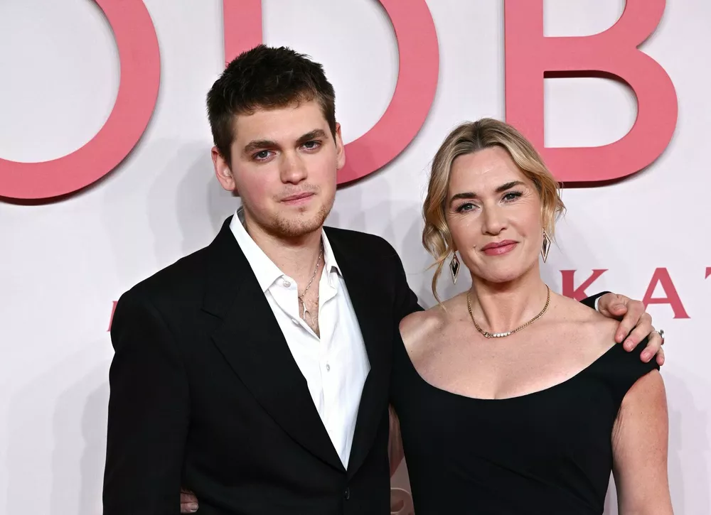 Кейт Уинслет поддержала сына на красной дорожке 