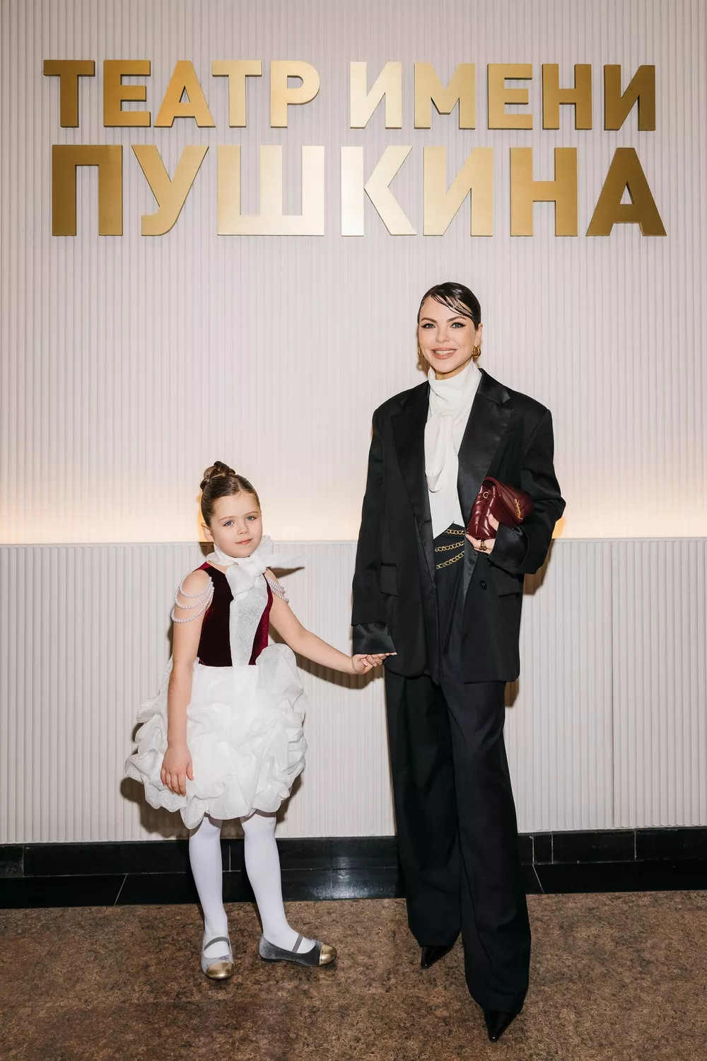 Светлана Абрамова с дочерью