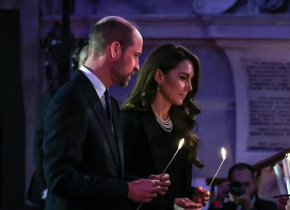 Кейт Миддлтон и принц Уильям выложили в сеть ранее не опубликованные фото 2025 года 