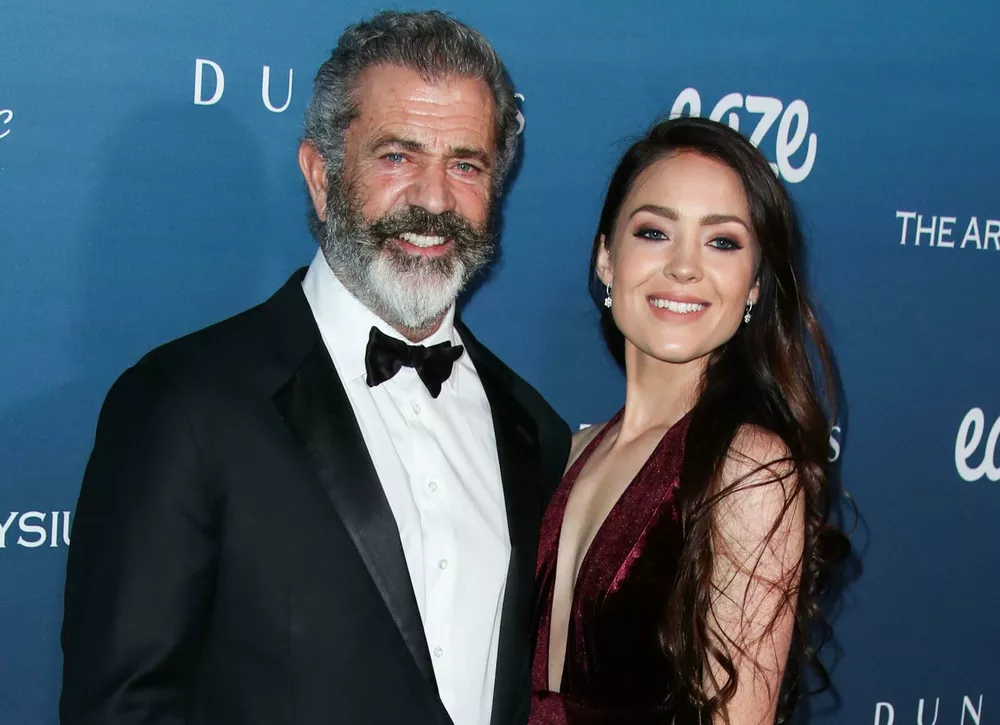 Мел Гибсон расстался с возлюбленной Розалинд Росс после девяти лет совместной жизни