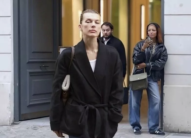 Милла Йовович поделилась мотивационным посланием в день своего 50-летия