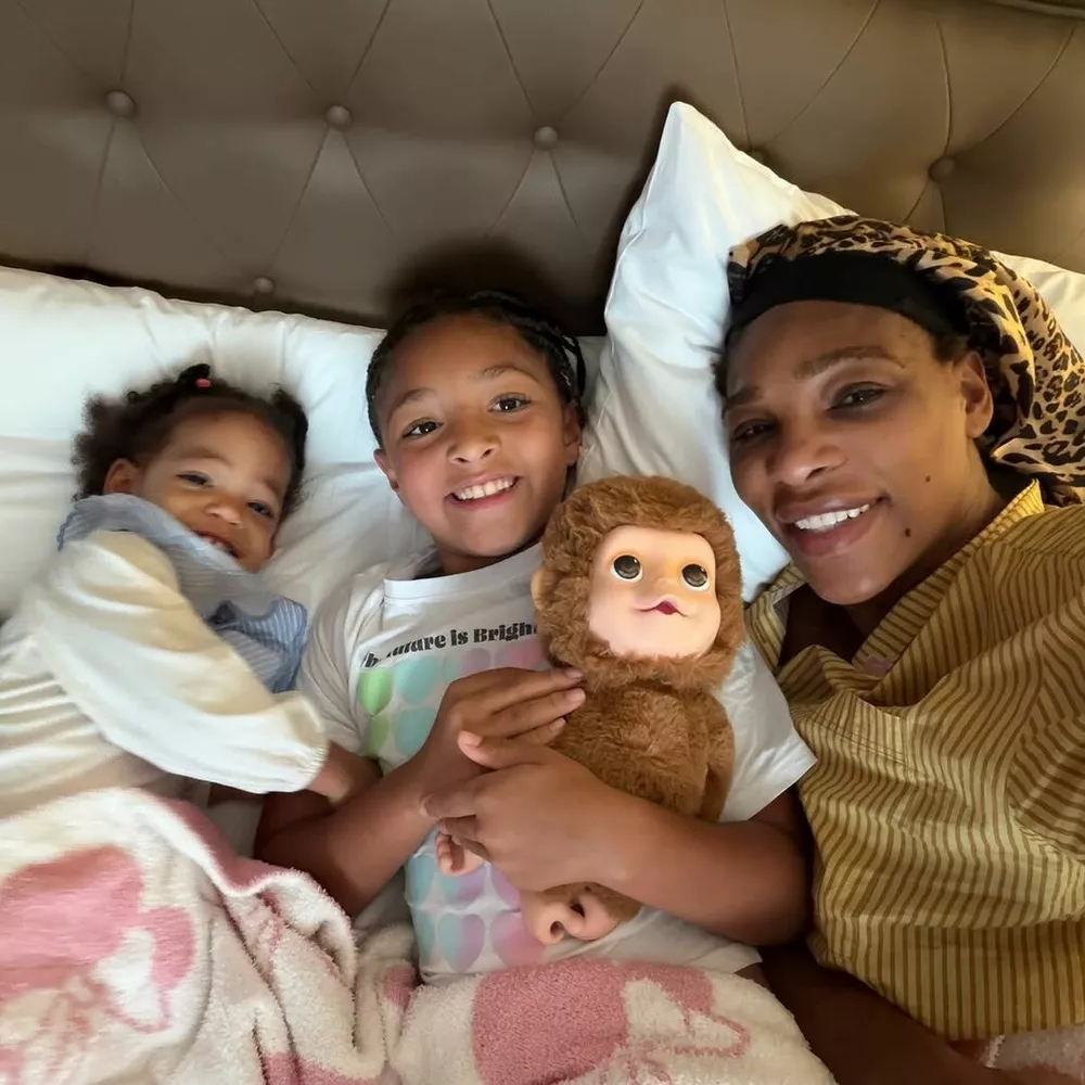 Серена с дочками