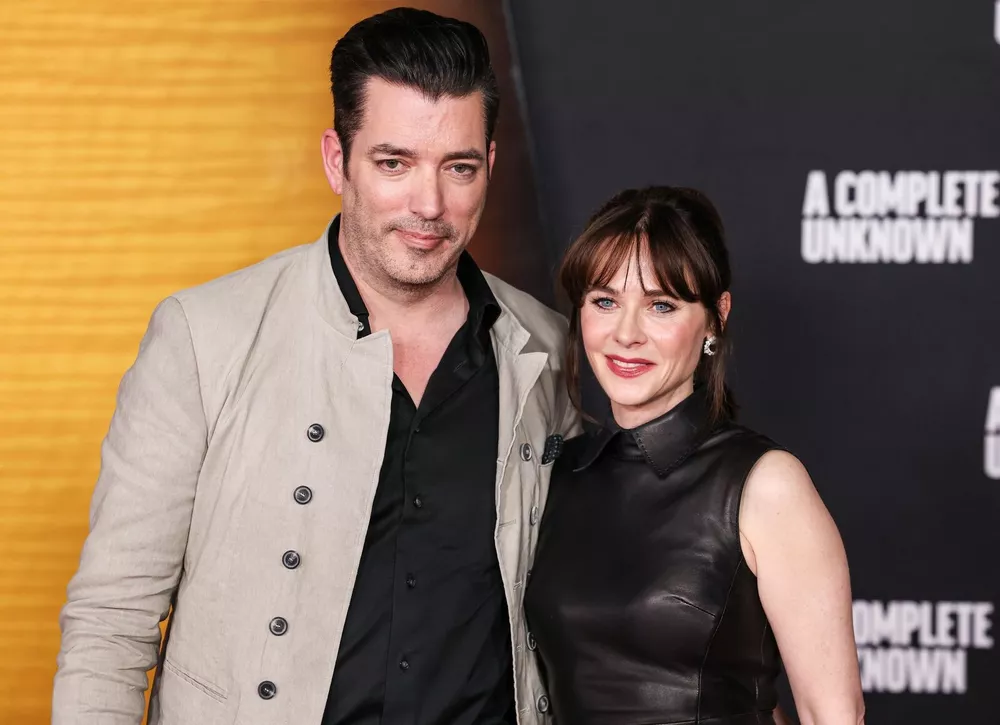 Зои Дешанель поделилась, что ее отец и жених подружились: У нас даже есть чат