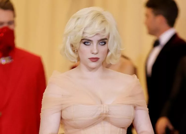Как Мэрилин Монро: Билли Айлиш на Met Gala 2021