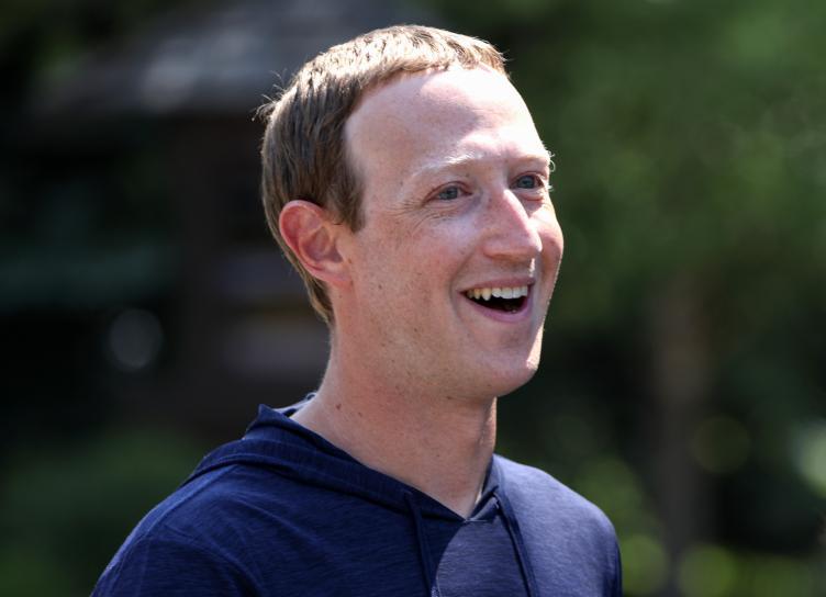 Глобальный сбой Instagram, Facebook и WhatsApp: мемы, шутки и последствия для Марка Цукерберга