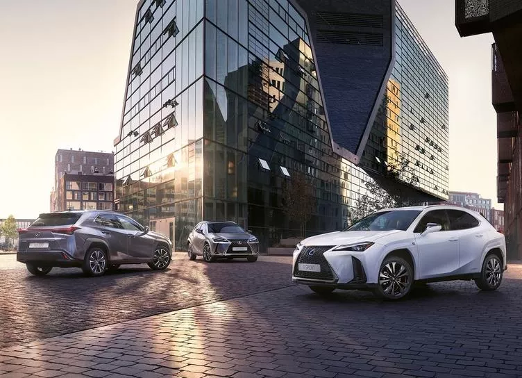 Энергичность, дерзость, уникальности: как эволюционировал Lexus UX за пять лет