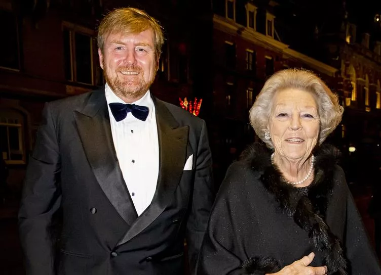 Мать короля Нидерландов Виллема-Александра празднует день рождения