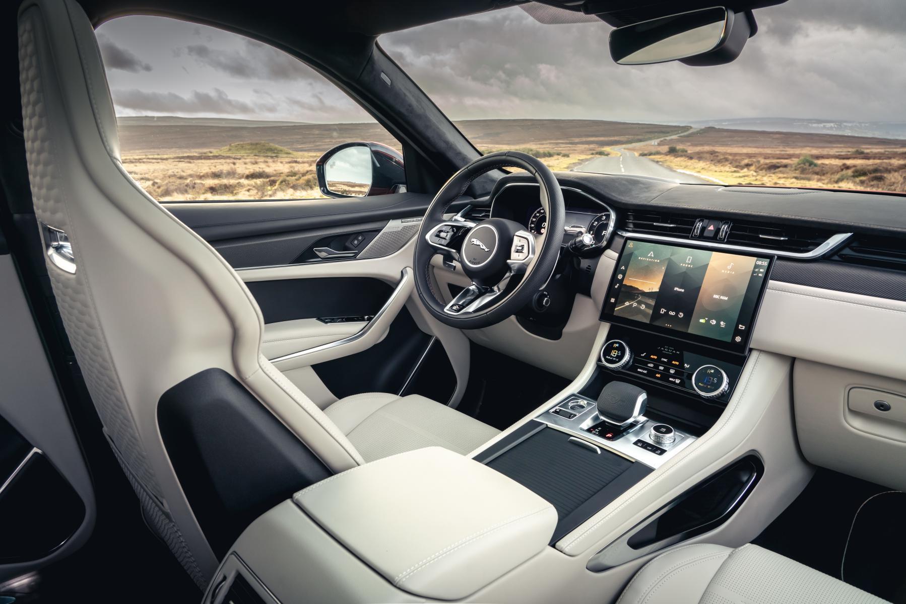 кроссовер от Jaguar