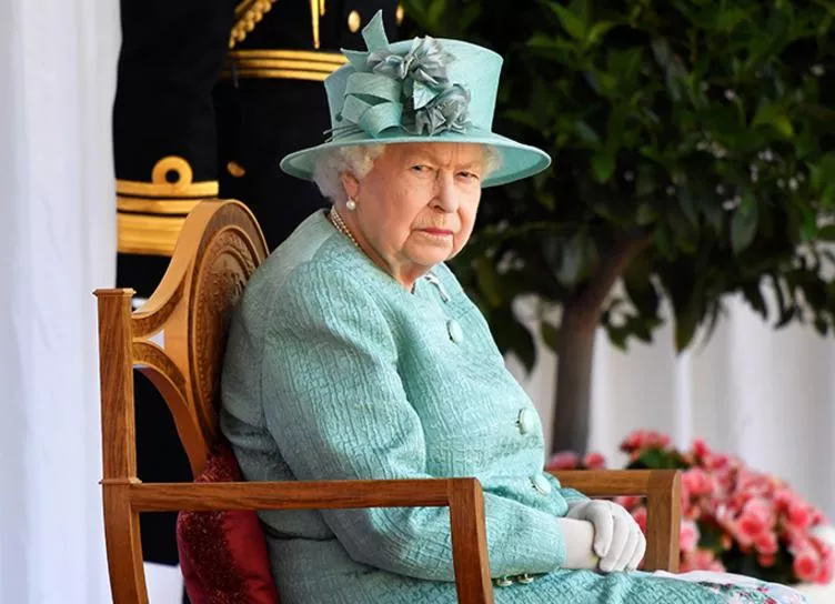 Елизавета II навсегда покинет Букингемский дворец из-за проблем со здоровьем