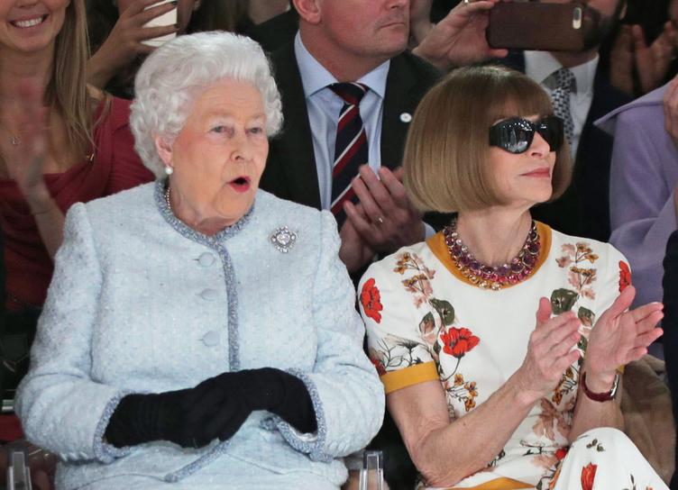 The story of one photo: Elizabeth II and Anna Wintour at the Richard Quinn show