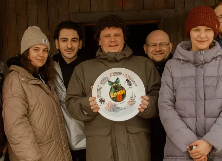Звезда фильма "Я худею" Евгений Кулик стал шоураннером новой части "Ёлок"