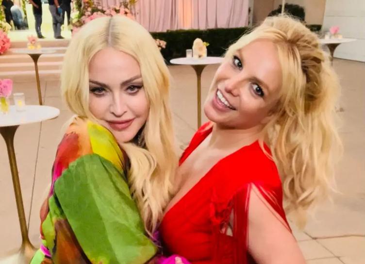 Britney Spears and Madonna kiss again after 19 years
