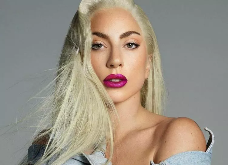 Леди Гага ведет переговоры о съемках во втором "Джокере" с Хоакином Фениксом