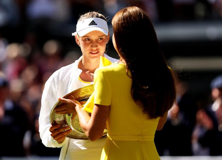 Kate Middleton rewarded Russian woman Elena Rybakina who won Wimbledon