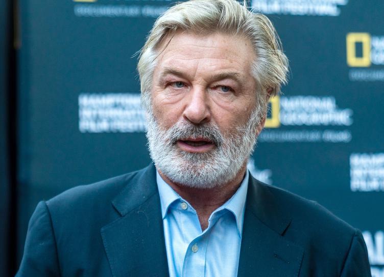 Alec Baldwin did not accidentally shoot the cameraman: new details of the tragedy on the set of “Rust” are revealed
