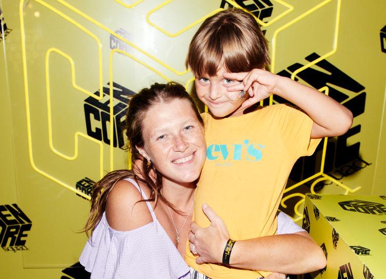 Varvara Shmykova with her son, Nadya Sysoeva and other guests of the Block Party
