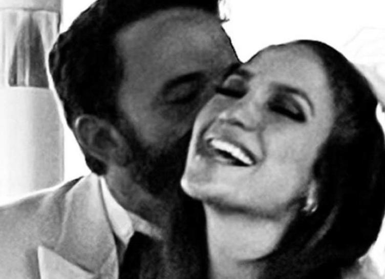 In white: how was the wedding of Jennifer Lopez and Ben Affleck