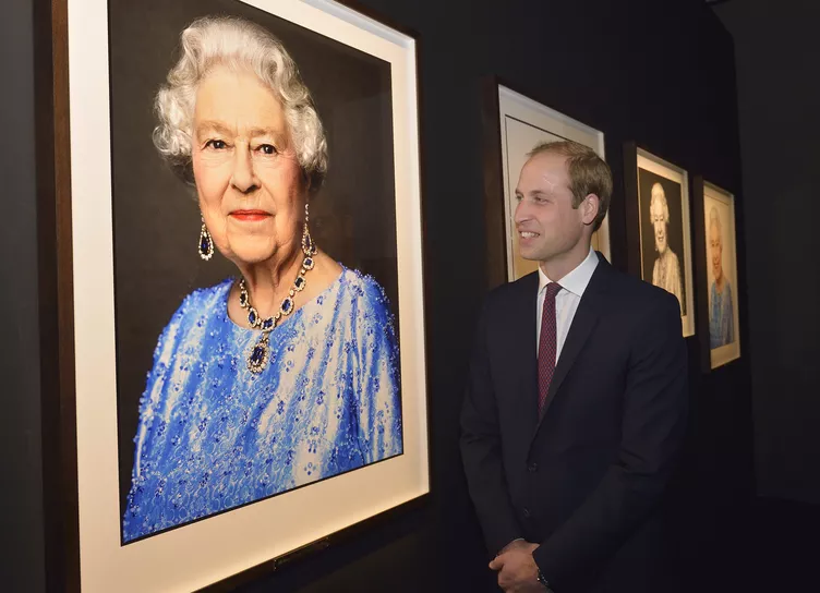 "Я потерял бабушку": принц Уильям трогательно почтил память королевы