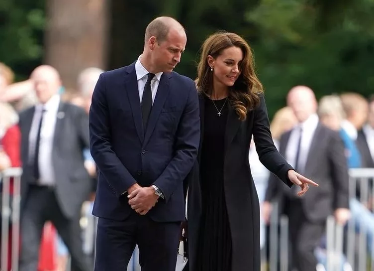 Принц Уильям и Кейт Миддлтон почтили память Елизаветы II в Сандрингеме 