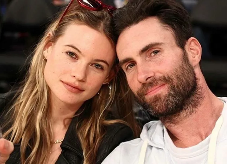 Солист Maroon 5 Адам Левин отреагировал на слухи об измене: "Это не повторится"