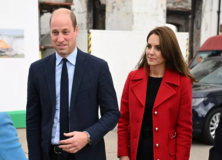 Prince William and Kate Middleton visit Wales for the first time in their new status